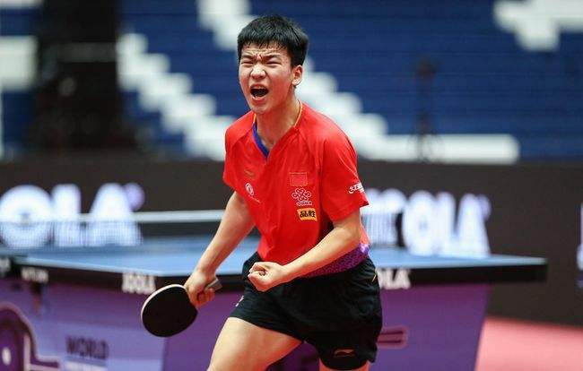 更是足球精 更是足球精