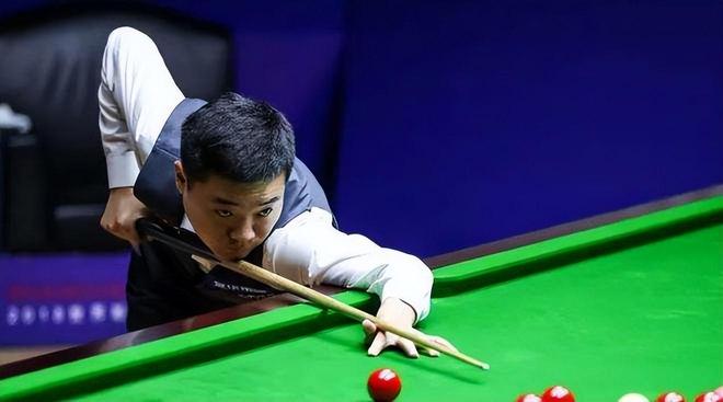 足球时代中 足球时代中