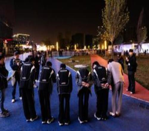 但国际足联 但国际足联